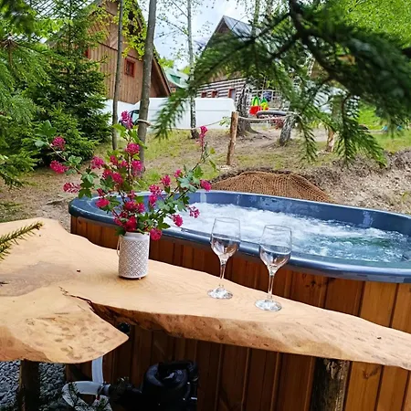 Dağ evi Bret V Krkonosich- Prostorna Se 3 Apartmany, Se Saunou Nebo Virivkou