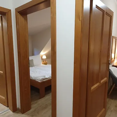 Bret V Krkonosich- Prostorna Se 3 Apartmany, Se Saunou Nebo Virivkou