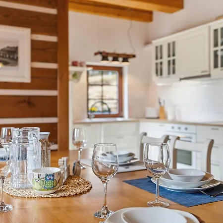 Bret V Krkonosich- Prostorna Se 3 Apartmany, Se Saunou Nebo Virivkou